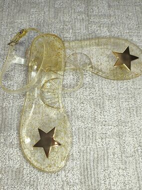 NEW Katy Perry Women's Geli Sandals Size 8,5 Gold Stars Ankle Strap Flat Shoes